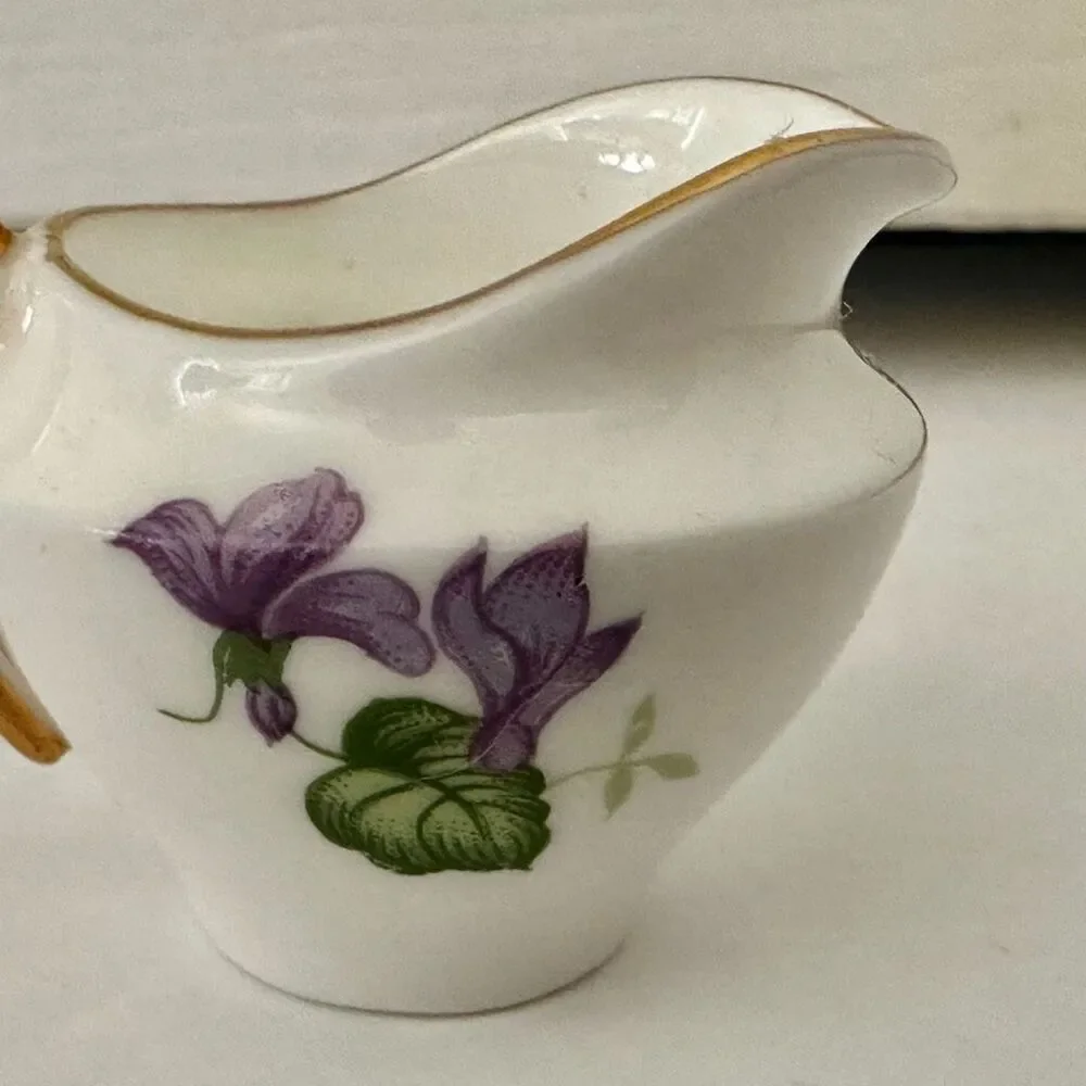 Maruri Masterpiece mini vintage creamer